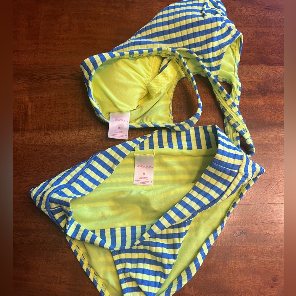 Target bikini - Picture 3 of 3